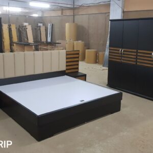 ClassicWood™ Wooden Bed & Wardrobe Set – Elegant Design with Spacious Storage & Lockers